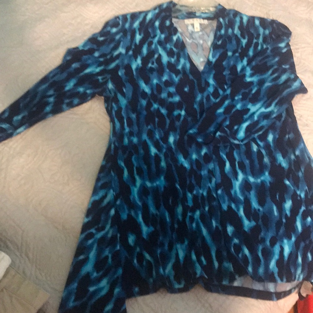 Chaus 3/4 sleeve tunic top blue EUC M